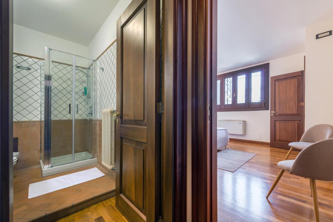 Goodstay Palazzo Marini Suite レッチェ エクステリア 写真