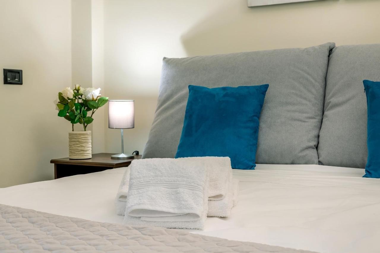 Goodstay Palazzo Marini Suite レッチェ エクステリア 写真